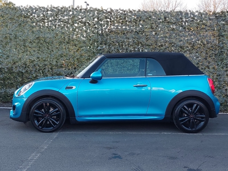 Used MINI Convertible 2018 for sale - 76880050: Photo 4