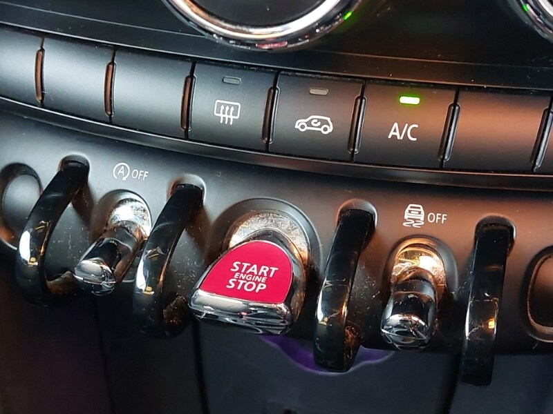 Used MINI Convertible 2019 for sale - 78079937: Photo 17