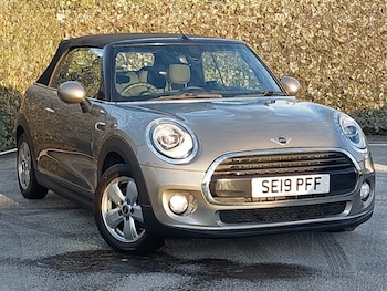 MINI Convertible feature image