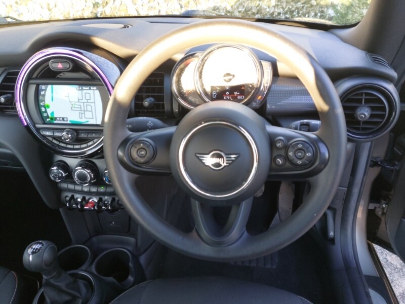 Used MINI Convertible 2019 for sale - 78079937: Photo 7