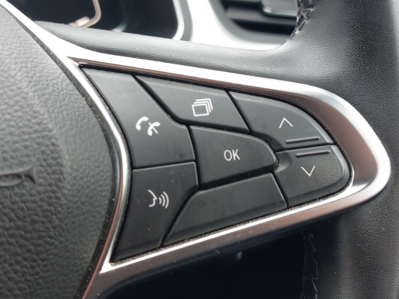 Used Renault Captur 2022 for sale - 76834577: Photo 16