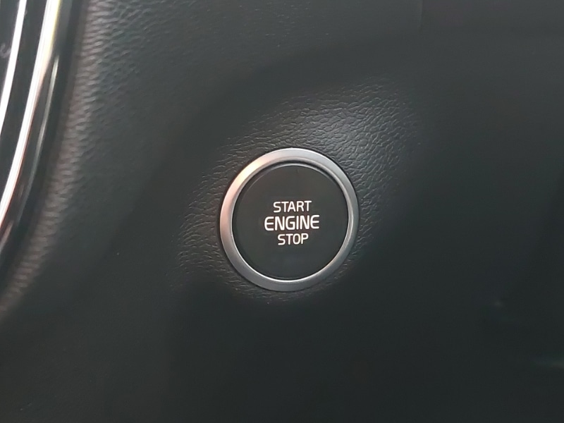 Used Volvo XC40 2021 for sale - 77085750: Photo 18