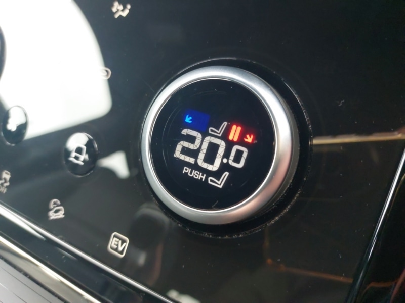 Used Land Rover Range Rover Evoque 2023 for sale - 76619179: Photo 18