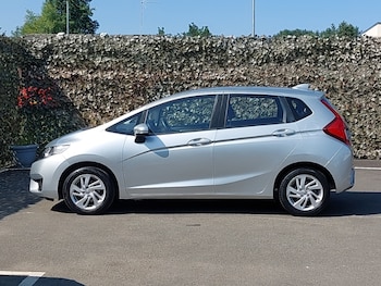 Used Honda Jazz 2017 for sale - 79223947: Photo