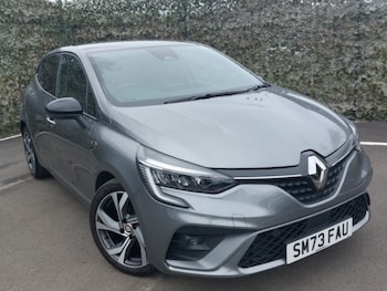Used Renault Clio 2023 for sale - 78756809: Photo