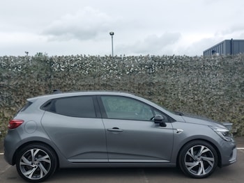 Used Renault Clio 2023 for sale - 78756809: Photo