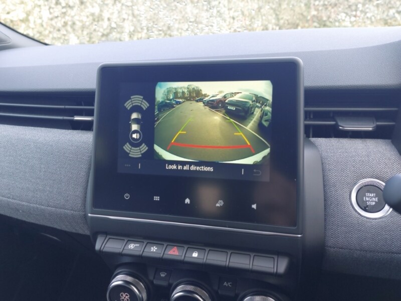 Used Renault Clio 2025 for sale - 77947727: Photo 11