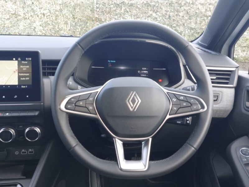 Used Renault Clio 2025 for sale - 77947727: Photo 7