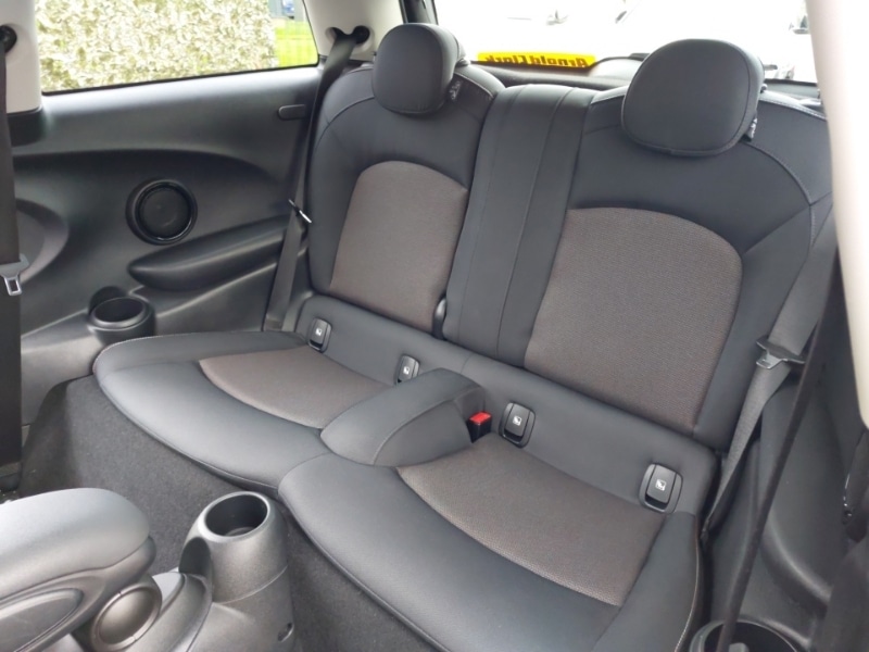 Used MINI Hatch 2023 for sale - 76749193: Photo 6