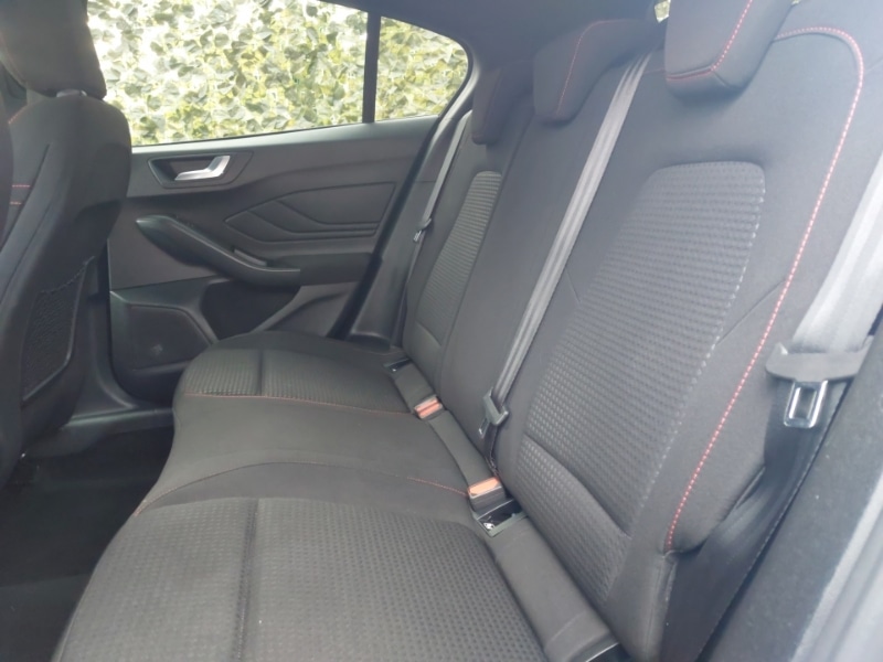 Used Ford Focus 2023 for sale - 75731933: Photo 6