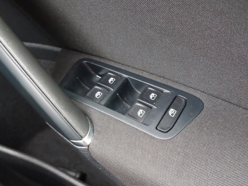 Used Volkswagen Golf 2019 for sale - 77837663: Photo 12