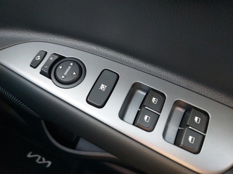 Used Kia Stonic 2025 for sale - 77889661: Photo 12