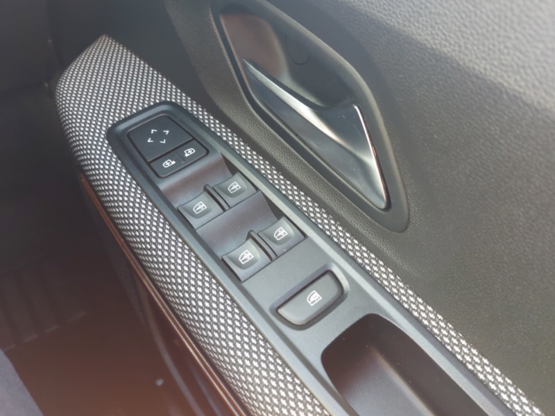 Used Dacia Sandero Stepway 2022 for sale - 76708119: Photo 18