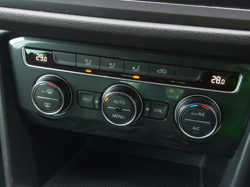 Used Volkswagen Tiguan 2018 for sale - 77630428: Photo 17