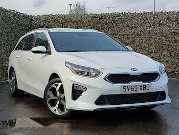 Used Kia Ceed 2019 for sale - 77623556: Photo