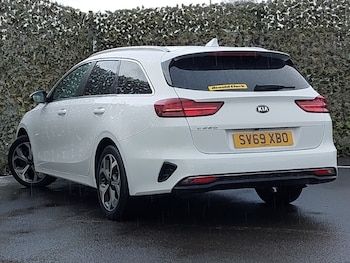 Used Kia Ceed 2019 for sale - 77623556: Photo