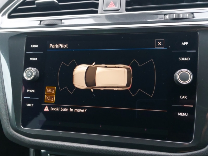 Used Volkswagen Tiguan 2018 for sale - 77777287: Photo 11