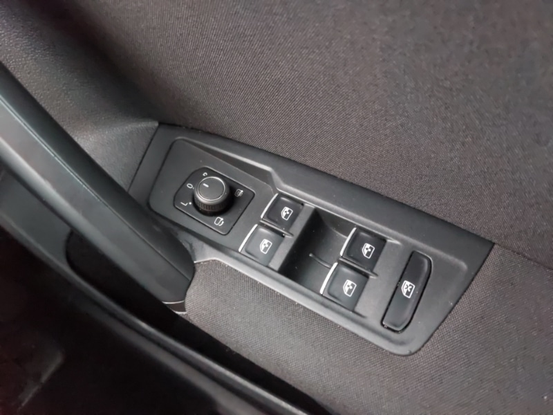 Used Volkswagen Tiguan 2018 for sale - 77777287: Photo 12