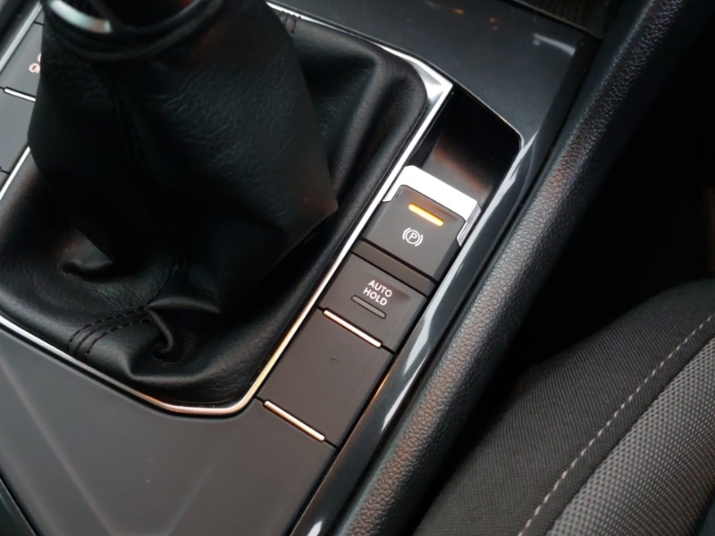 Used Volkswagen Tiguan 2018 for sale - 77777287: Photo 16