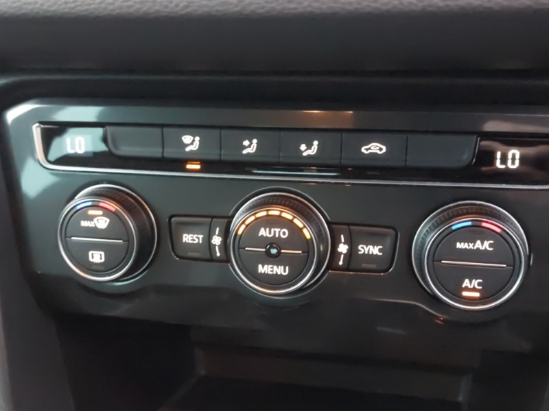 Used Volkswagen Tiguan 2018 for sale - 77777287: Photo 19