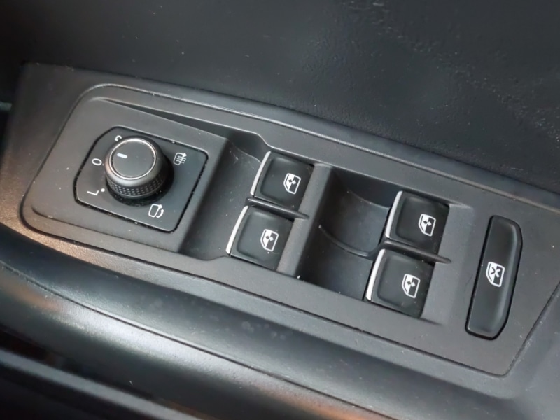 Used Volkswagen T-Roc 2019 for sale - 77343321: Photo 12