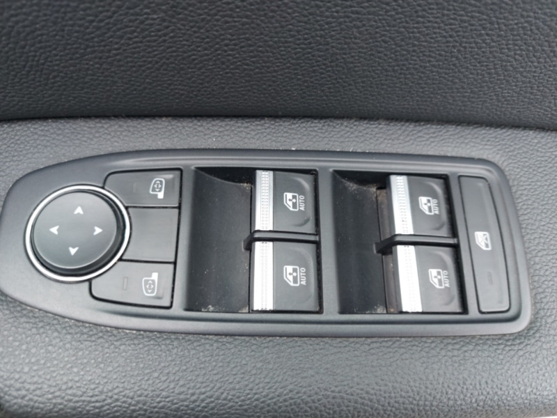 Used Renault Captur 2022 for sale - 76103353: Photo 12