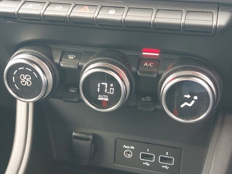 Used Renault Captur 2022 for sale - 76103353: Photo 18
