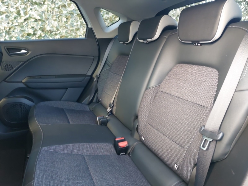 Used Renault Captur 2024 for sale - 77142065: Photo 6