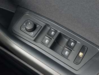 2023 - 1.0 TSI Life 5dr