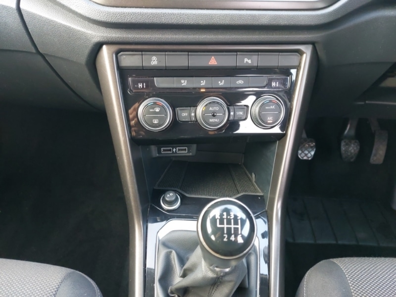 Used Volkswagen T-Roc 2019 for sale - 77126218: Photo 11