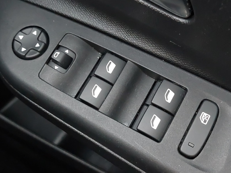 Used Vauxhall Corsa 2023 for sale - 76785693: Photo 12