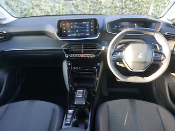 Used Peugeot 208 2023 for sale - 76651633: Photo