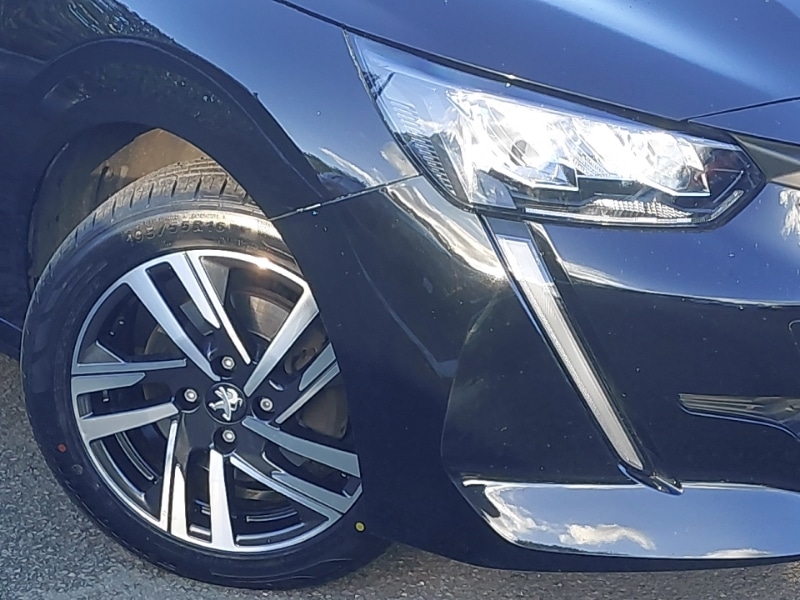 Used Peugeot 208 2023 for sale - 76651633: Photo 9