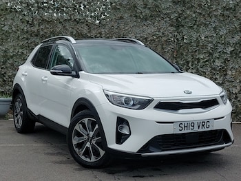 Used Kia Stonic 2019 for sale - 78803749: Photo