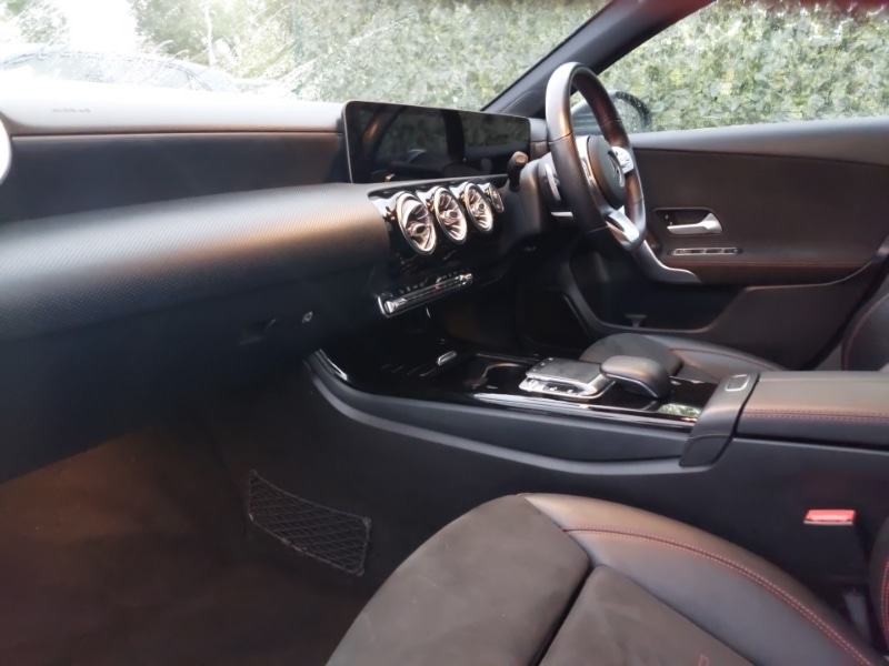 Used Mercedes-Benz A-Class 2018 for sale - 76456065: Photo 5