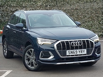 Used Audi Q3 2019 for sale - 77224049: Photo