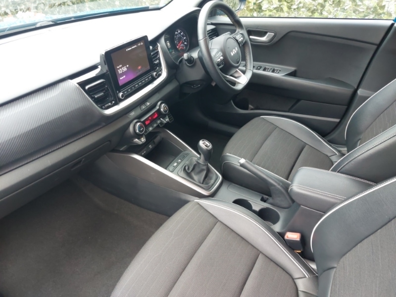 Used Kia Stonic 2023 for sale - 77329931: Photo 5