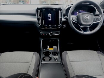 Used Volvo XC40 2022 for sale - 75501047: Photo
