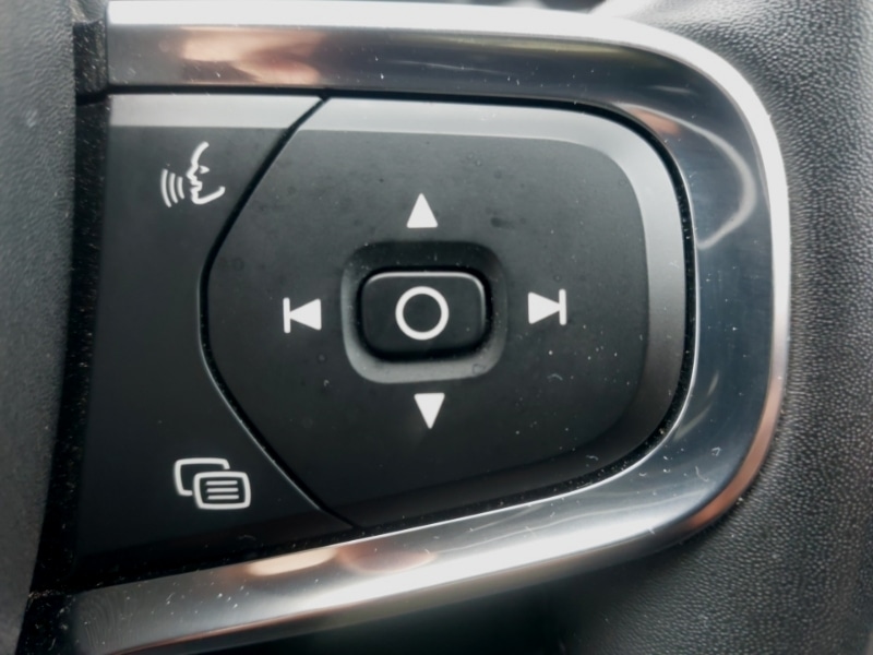 Used Volvo XC40 2021 for sale - 76343649: Photo 17