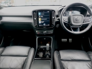 Used Volvo XC40 2021 for sale - 76343649: Photo