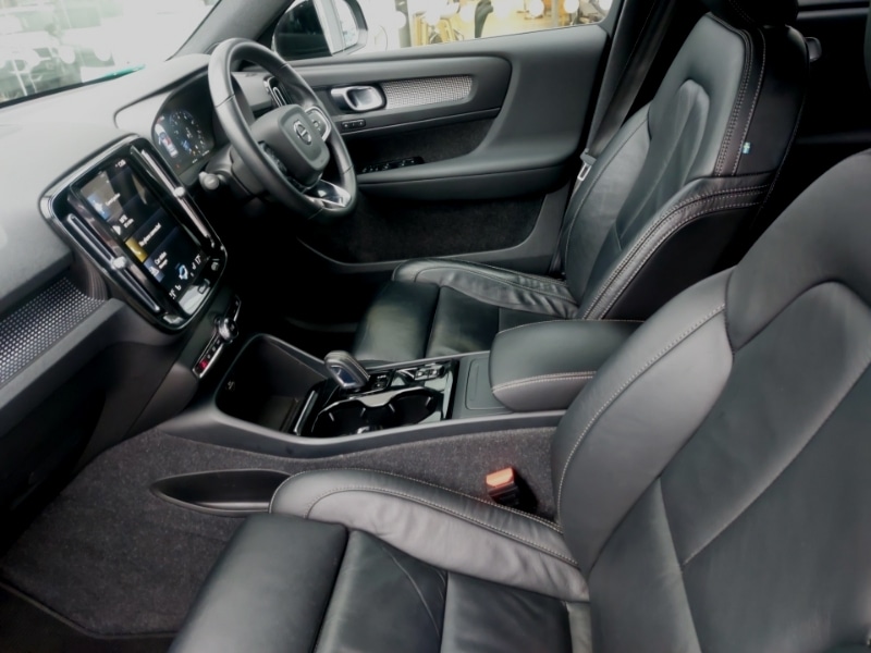 Used Volvo XC40 2021 for sale - 76343649: Photo 5