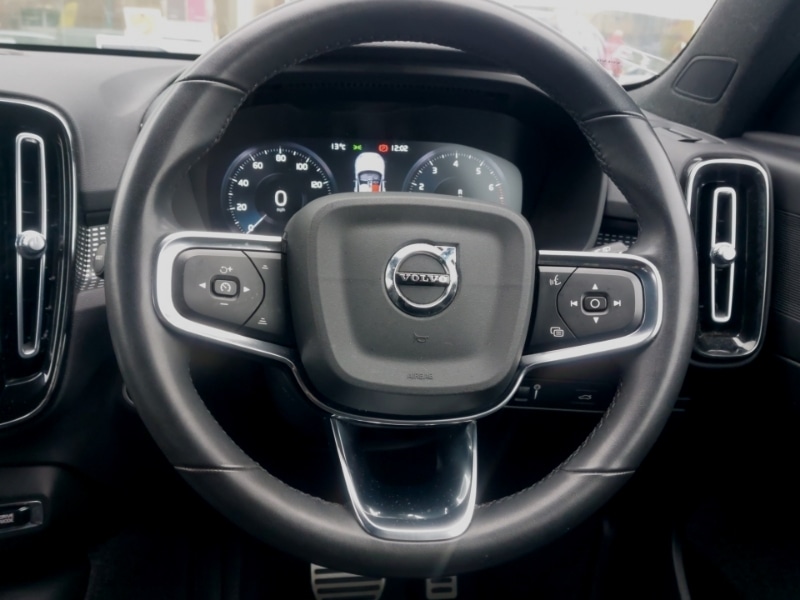 Used Volvo XC40 2021 for sale - 76343649: Photo 7