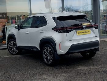 Used Toyota Yaris Cross 2022 for sale - 76970616: Photo