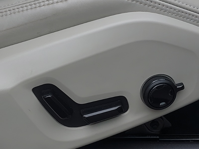 Used Volvo XC60 2020 for sale - 76771461: Photo 14