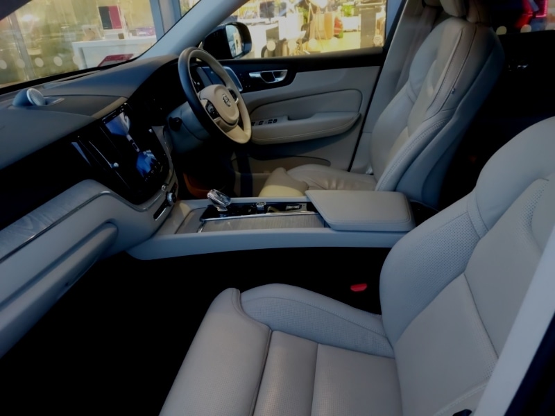 Used Volvo XC60 2022 for sale - 77126104: Photo 5