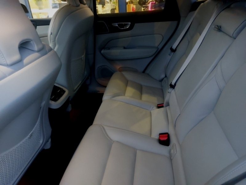 Used Volvo XC60 2022 for sale - 77126104: Photo 6