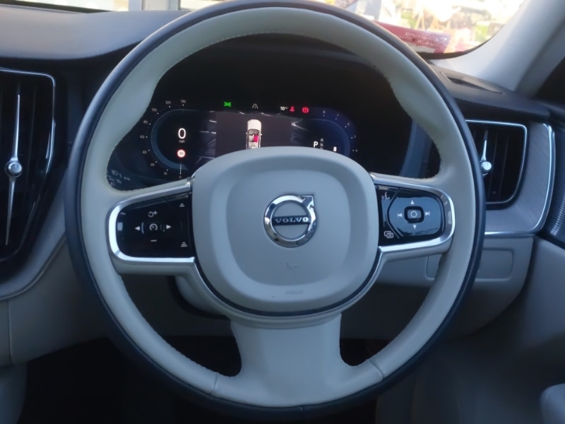 Used Volvo XC60 2022 for sale - 77126104: Photo 7