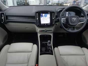 Used Volvo XC40 2022 for sale - 75408896: Photo