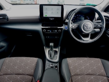Used Toyota Yaris Cross 2023 for sale - 79356696: Photo