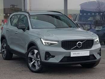 2024 - 2.0 B3P Plus Dark 5dr Auto